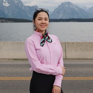 Meet your Posher, Angie